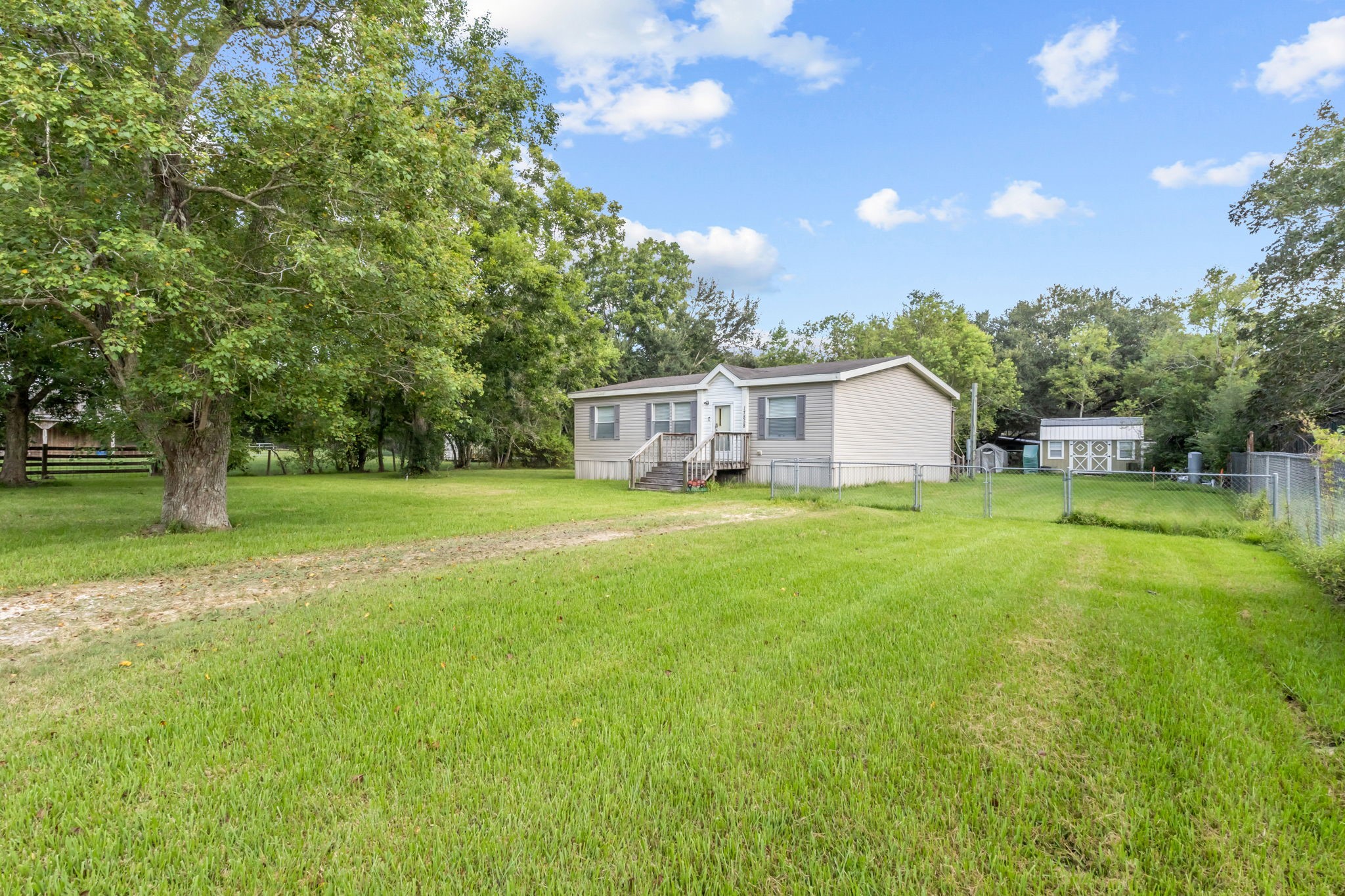 17858 French Village Property Photo 1