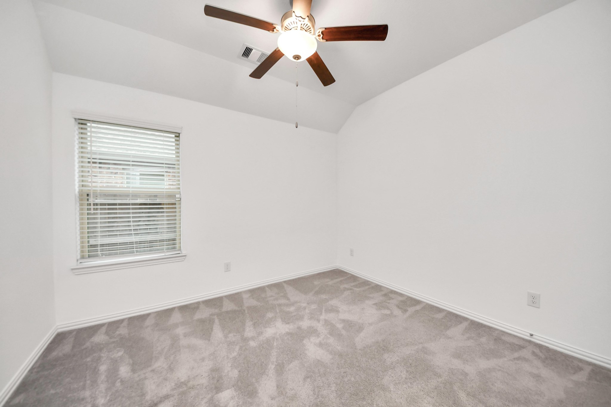 11918 Red Admiral Road Property Photo 28