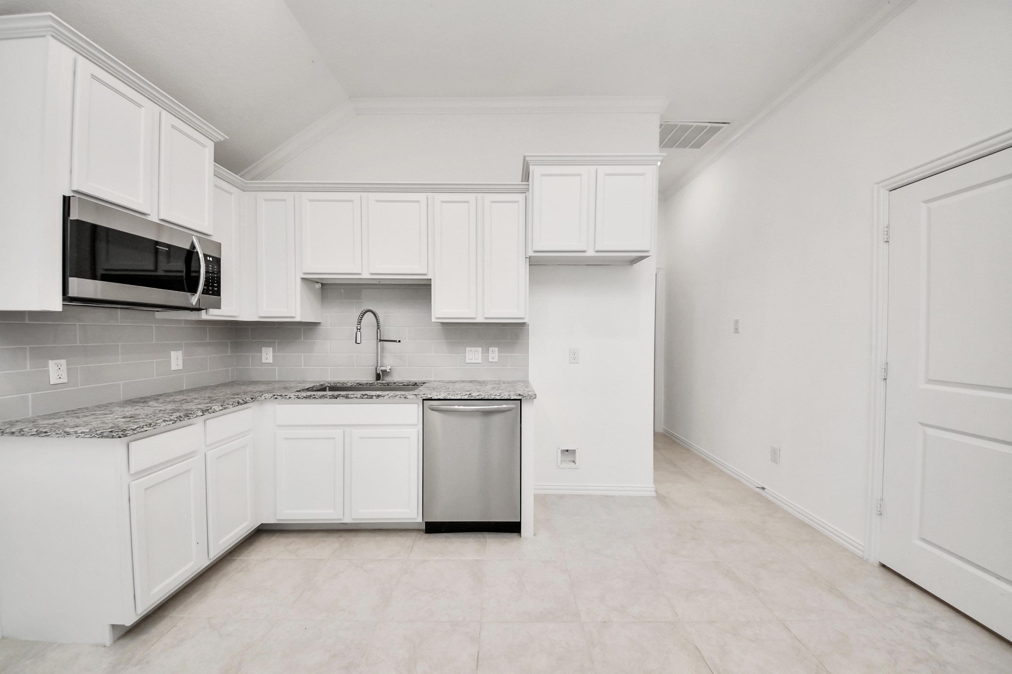 11918 Red Admiral Road Property Photo 38