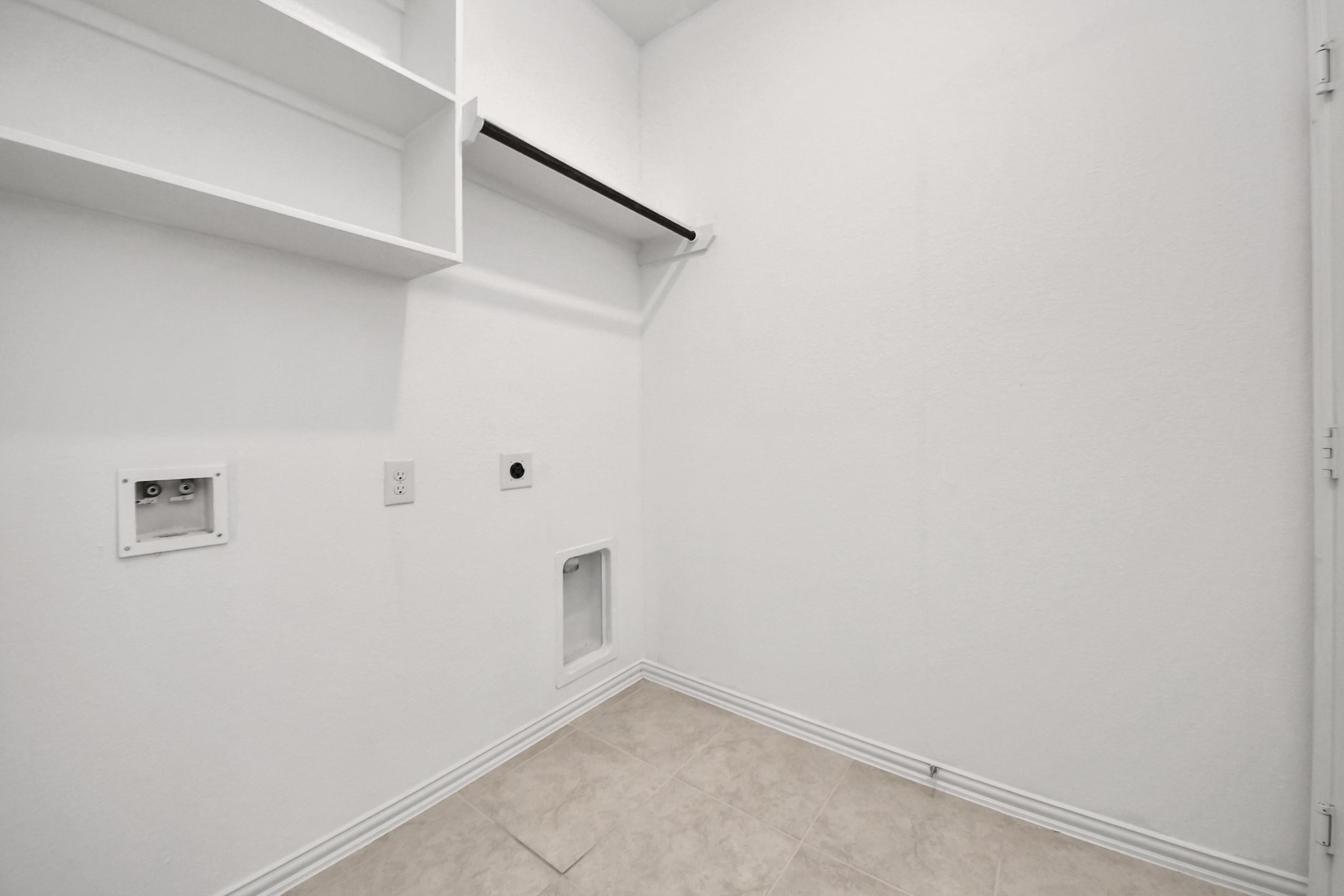 11918 Red Admiral Road Property Photo 43
