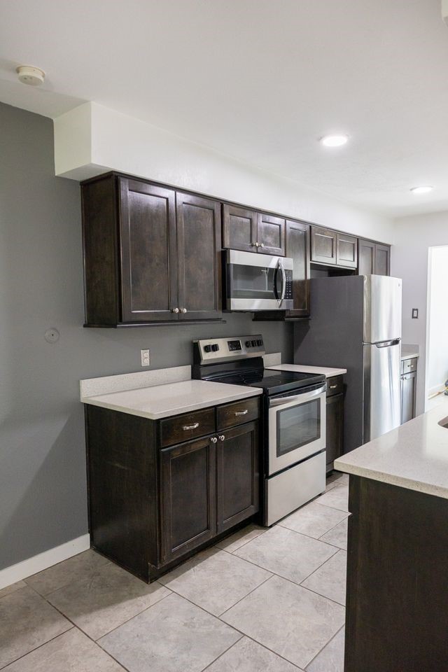 9517 Fondren Road Property Photo 22