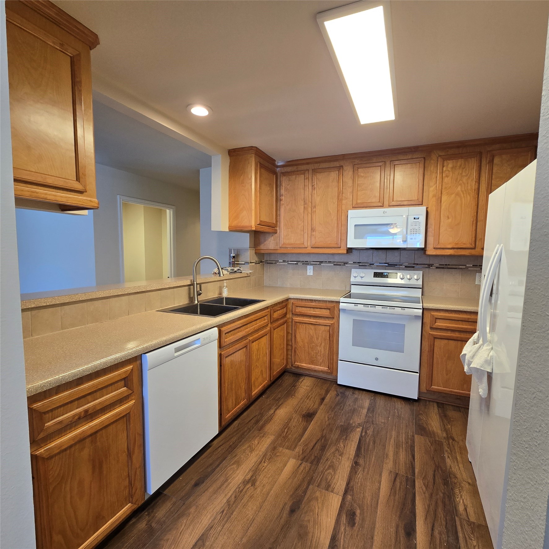 3535 Upfield Drive Property Photo 6