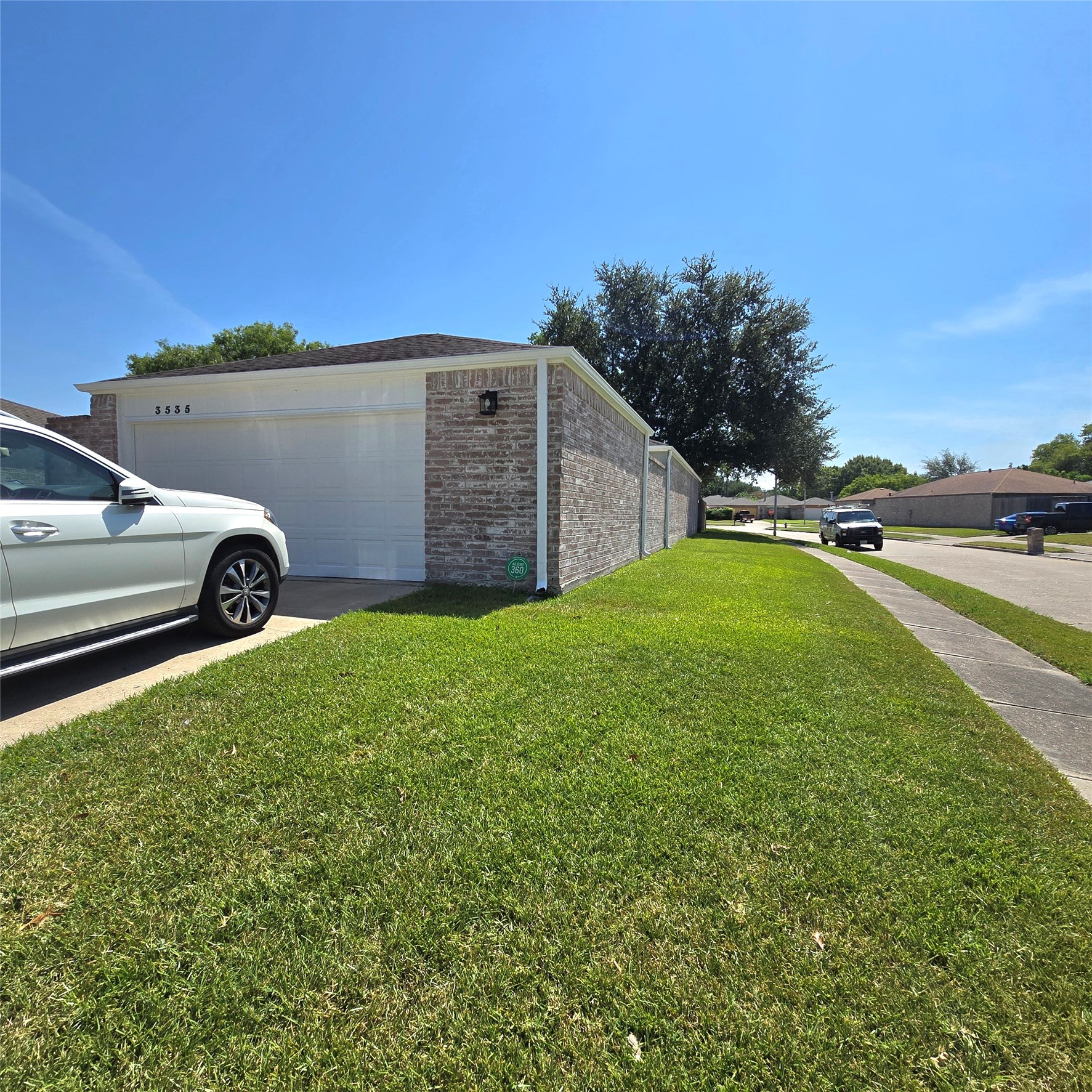 3535 Upfield Drive Property Photo 15