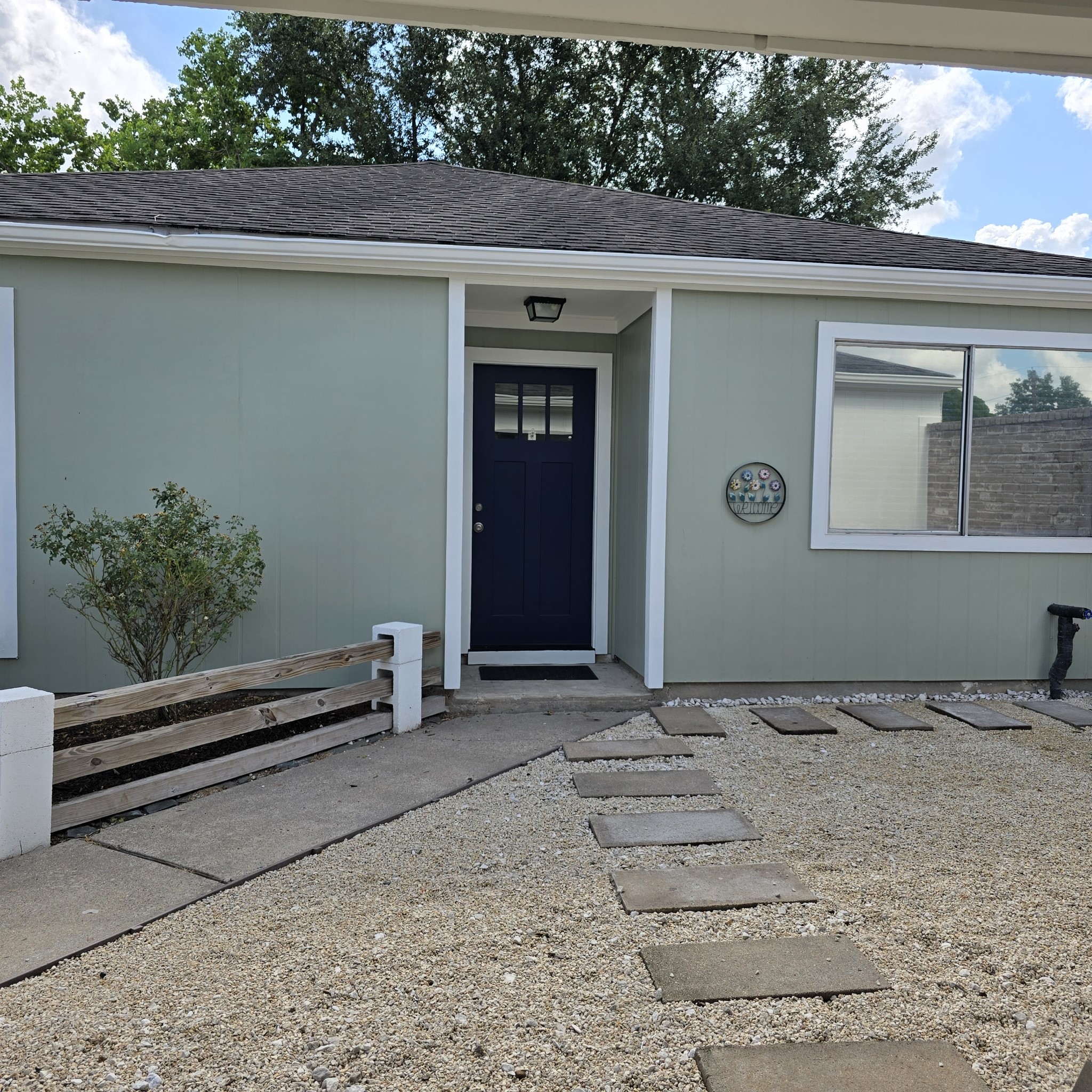 3535 Upfield Drive Property Photo 32