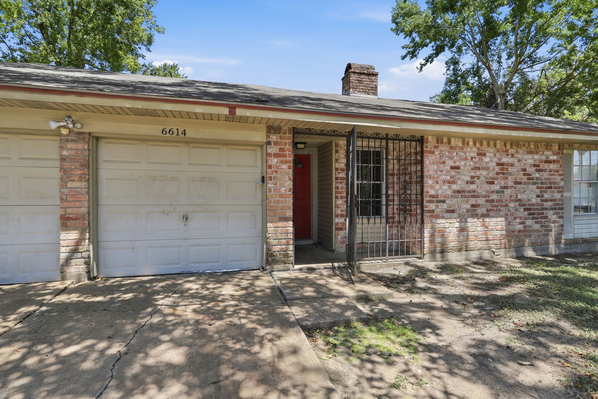 6614 Indian Lake Drive Property Photo 4