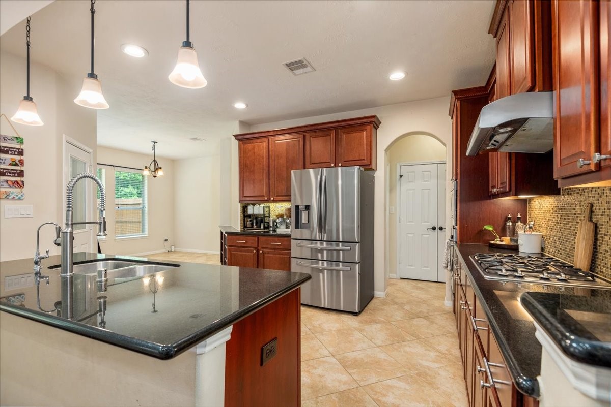 8105 Tranquil Lake Way Property Photo 4