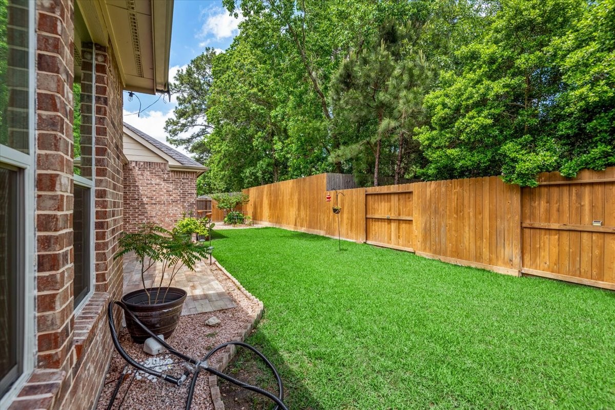 8105 Tranquil Lake Way Property Photo 28