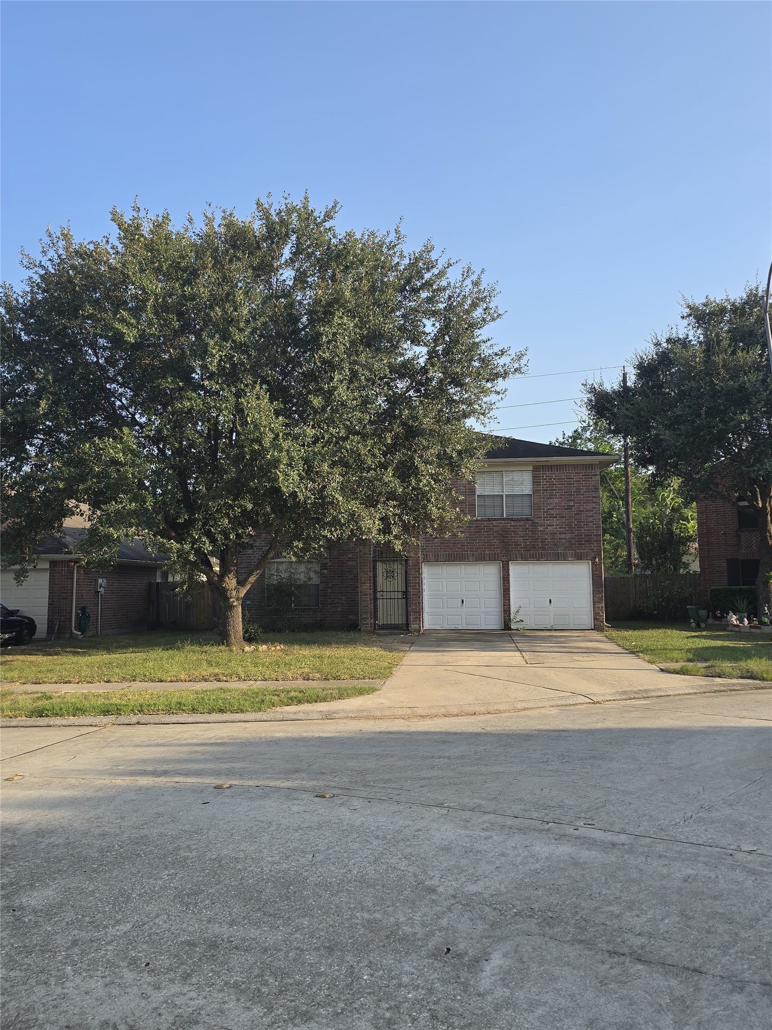 3006 Greenbriar Springs Drive Property Photo 1