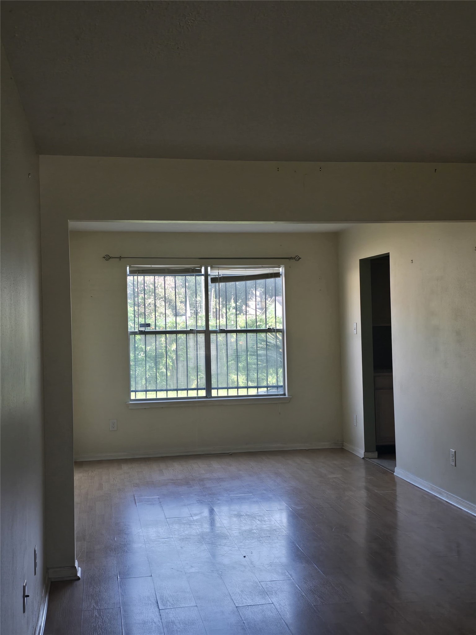 3006 Greenbriar Springs Drive Property Photo 16