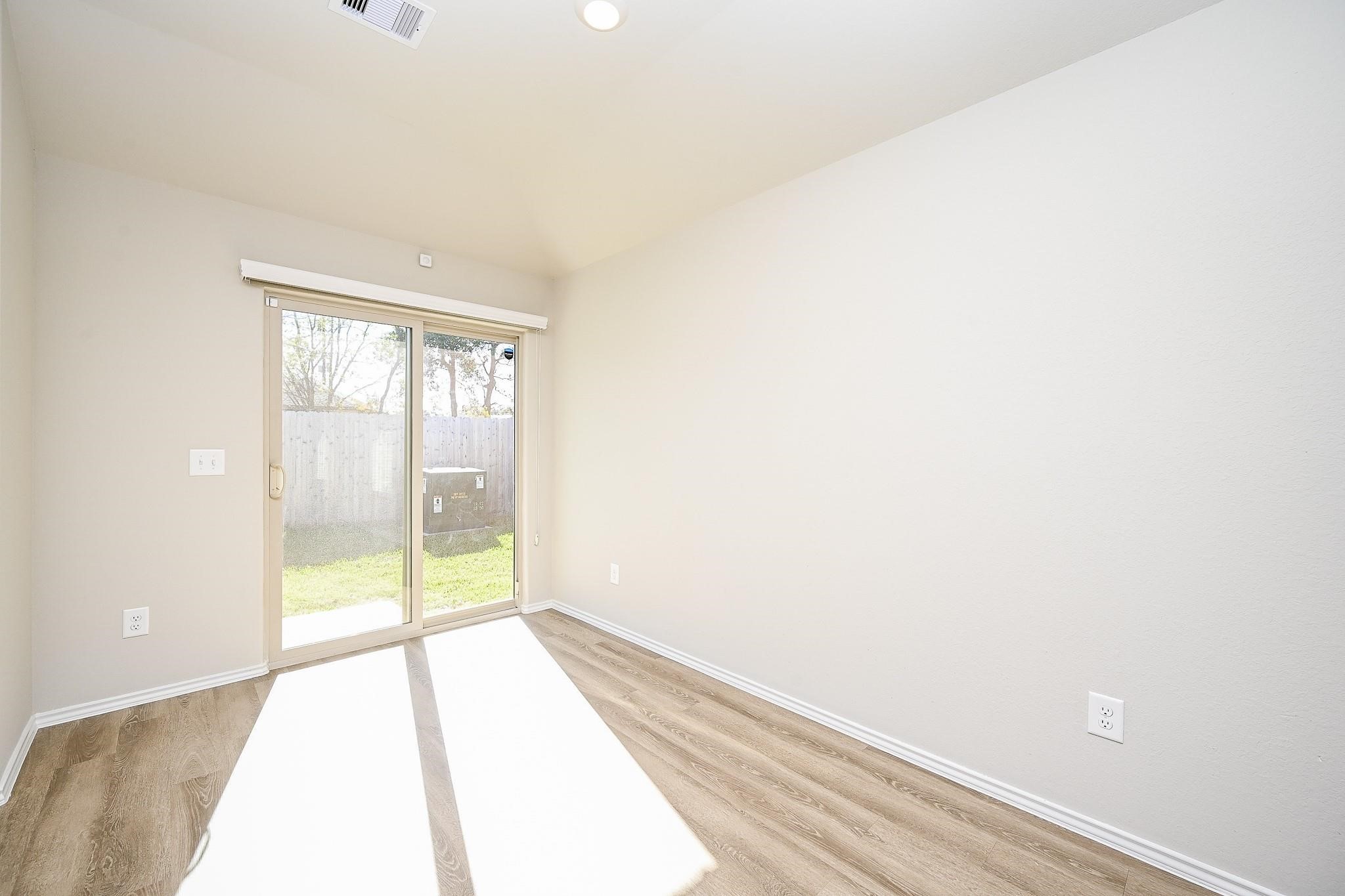 21306 Northern Light Drive Property Photo 9