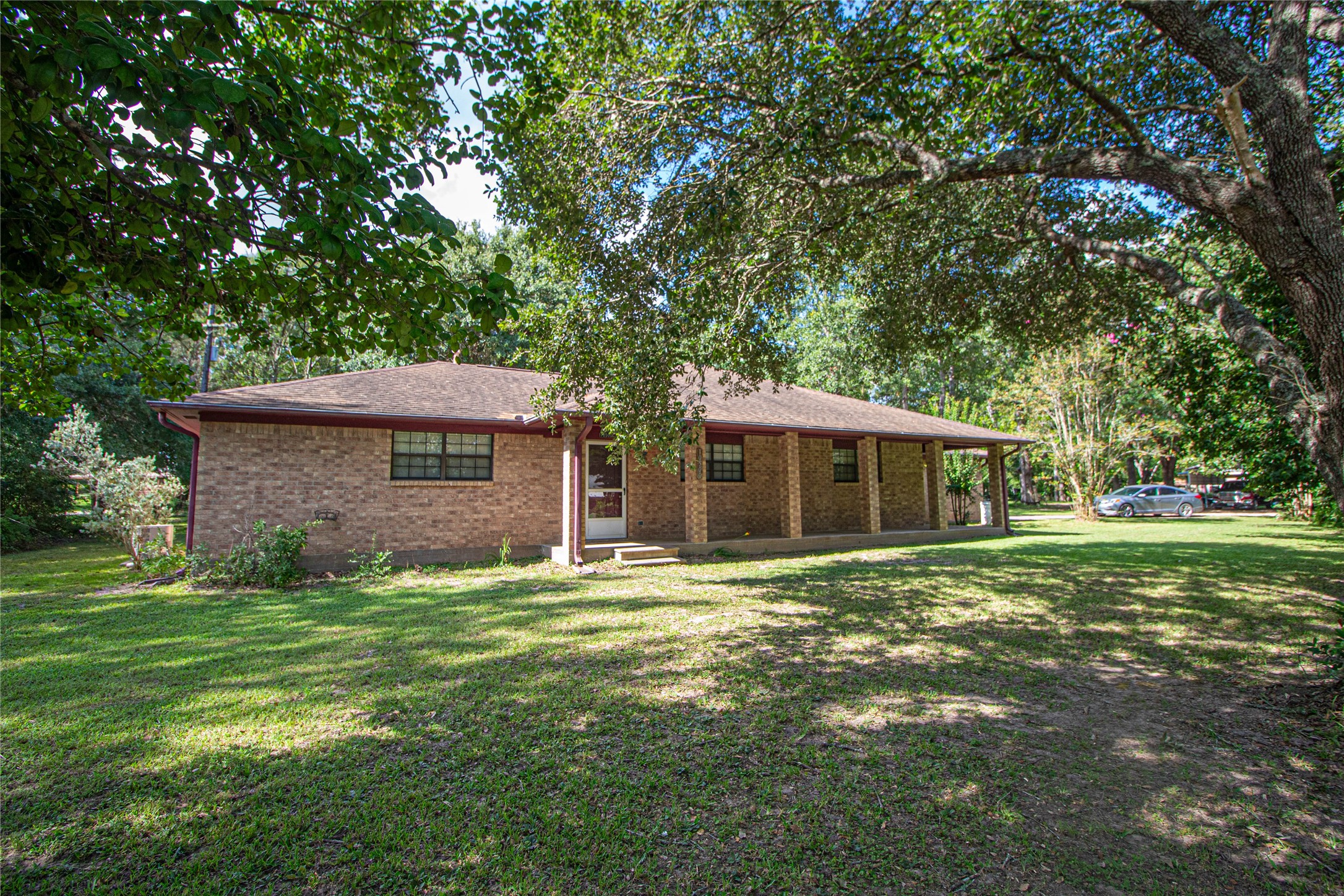10500 Highway 150 Property Photo 1