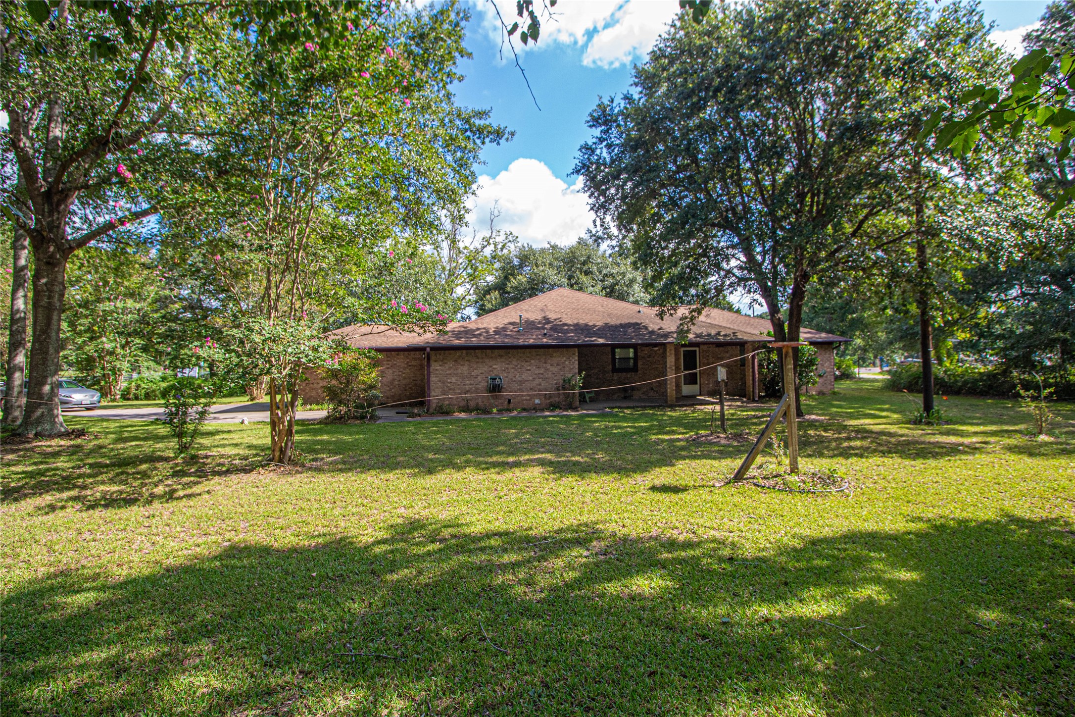 10500 Highway 150 Property Photo 4