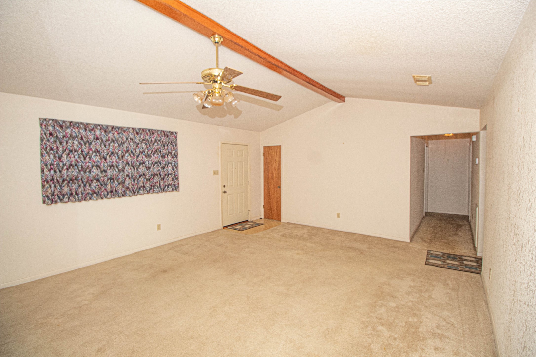 10500 Highway 150 Property Photo 9
