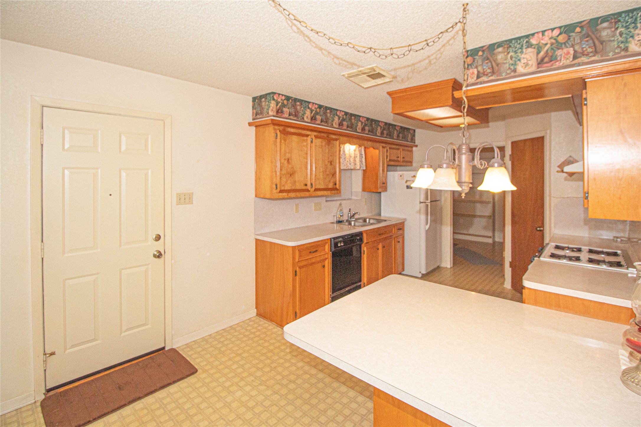 10500 Highway 150 Property Photo 13
