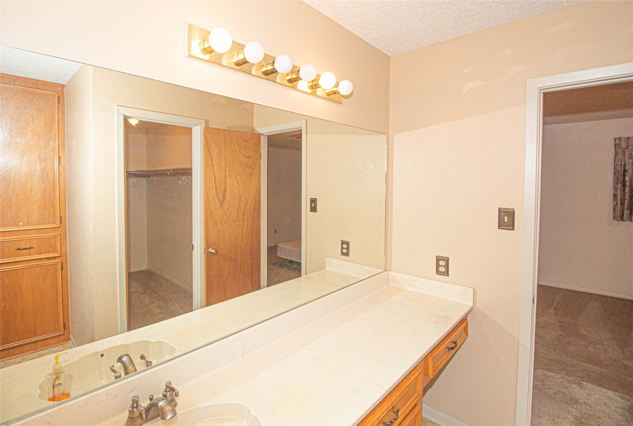 10500 Highway 150 Property Photo 20