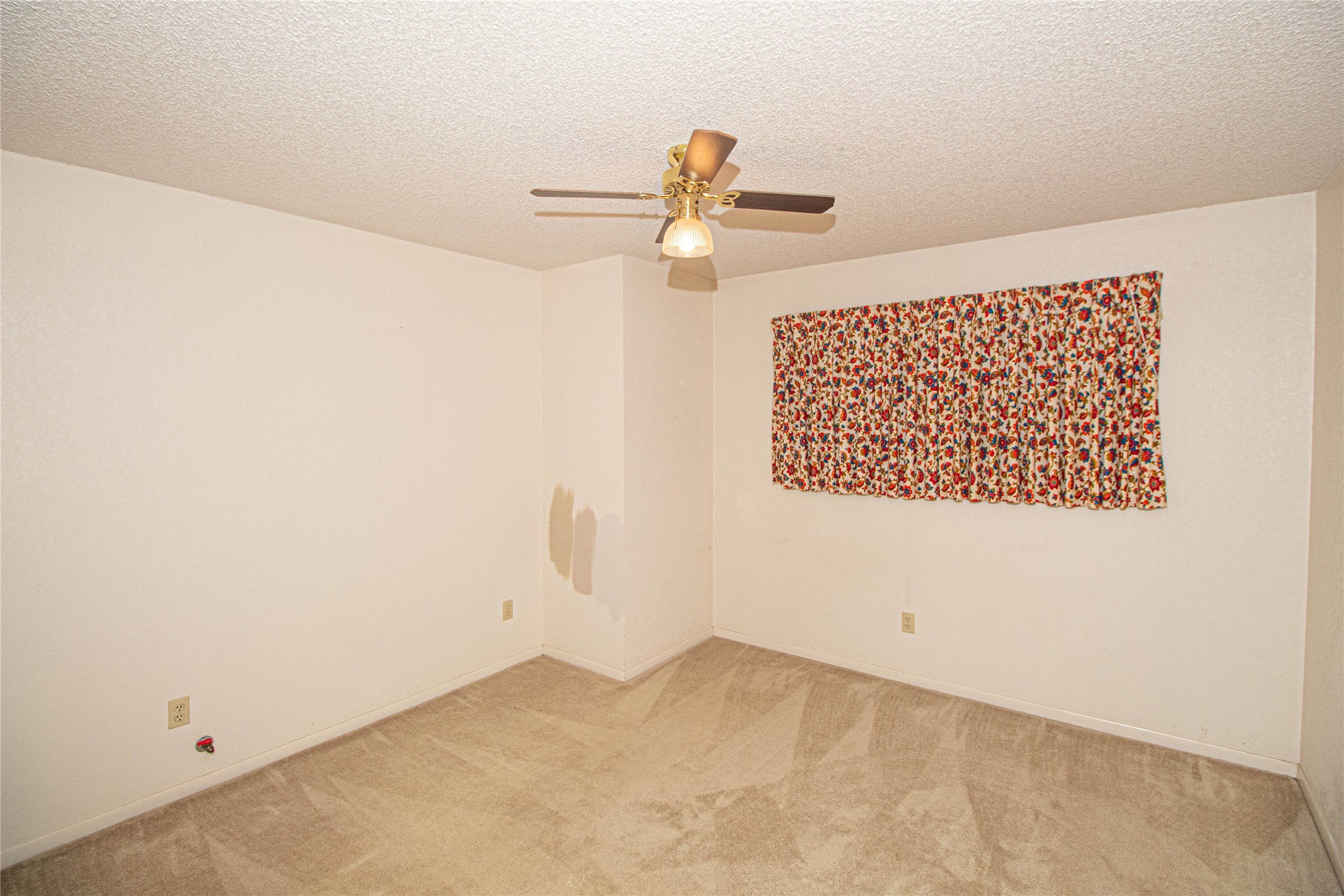 10500 Highway 150 Property Photo 22