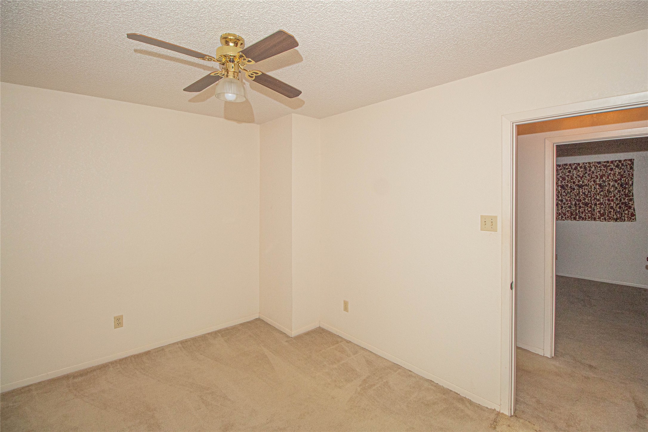 10500 Highway 150 Property Photo 25