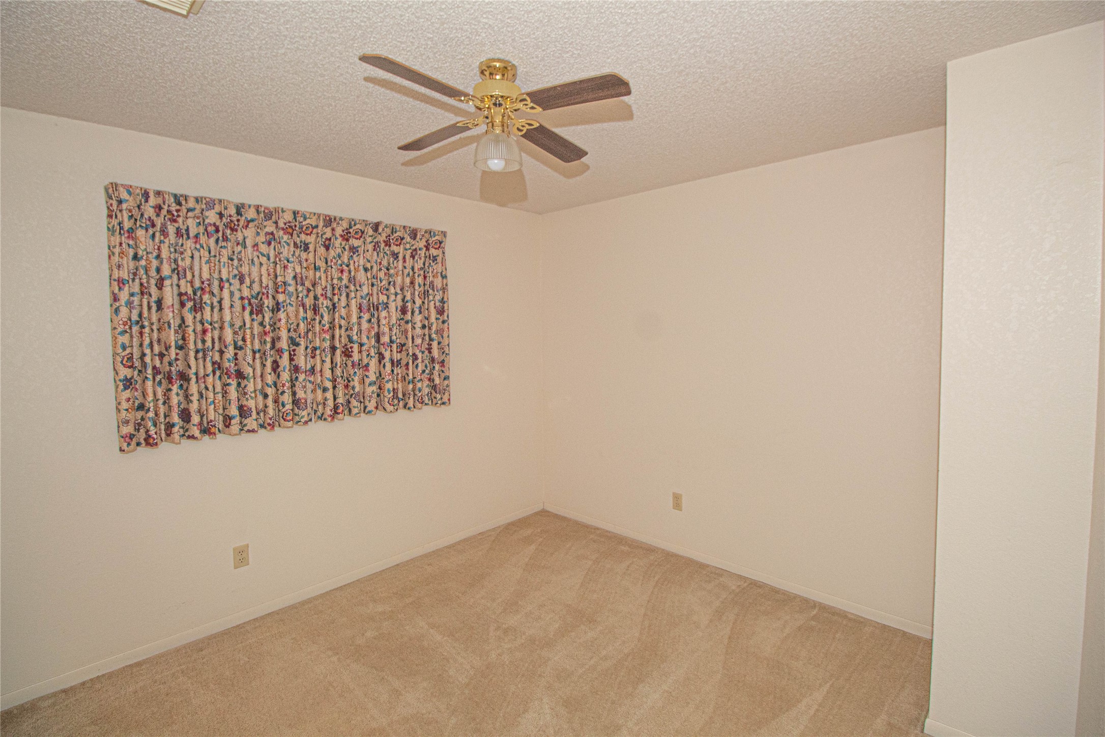10500 Highway 150 Property Photo 29