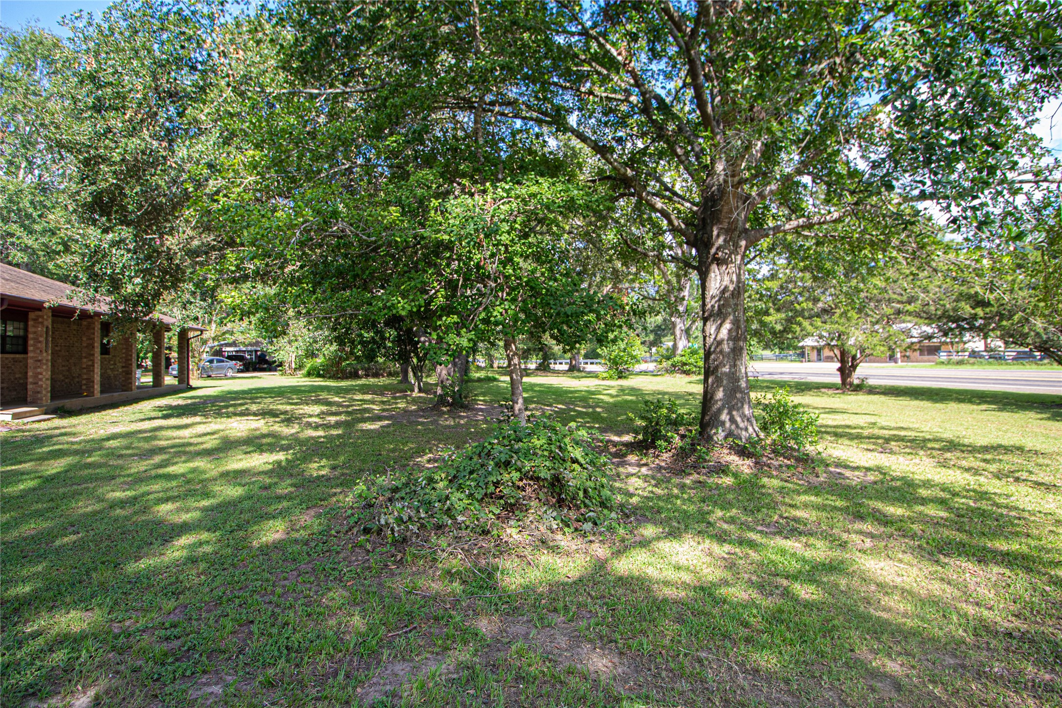 10500 Highway 150 Property Photo 38
