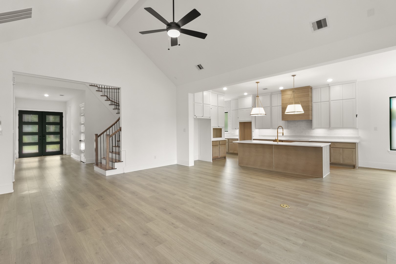 11722 Pitter Patter Drive Property Photo 8