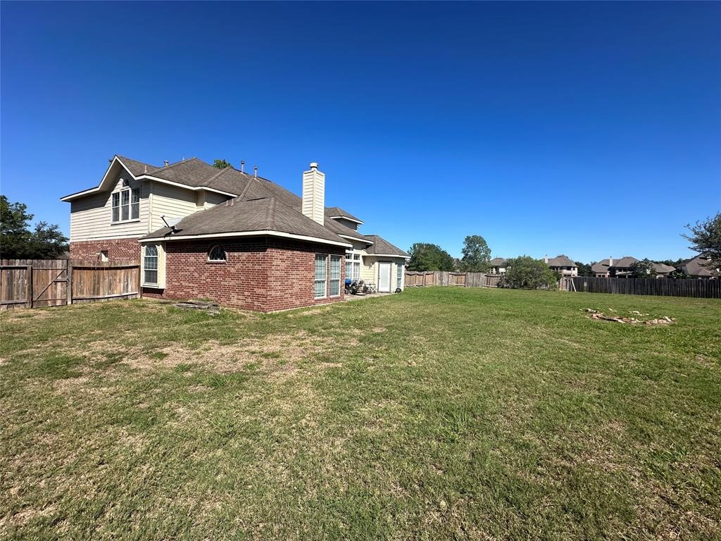 9918 Brilliant Lake Drive Property Photo 12