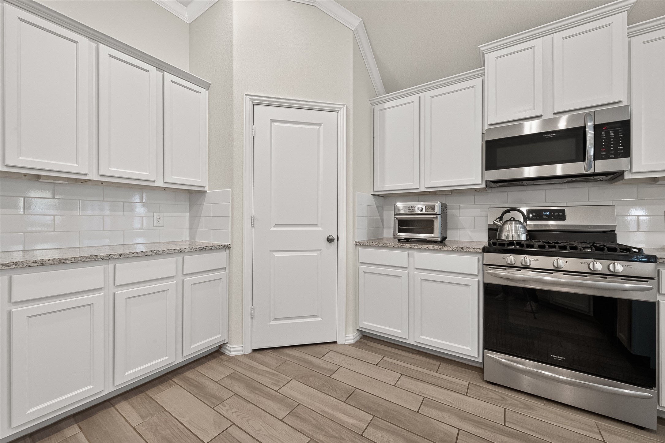 2335 Pumpkin Patch Lane Property Photo 6