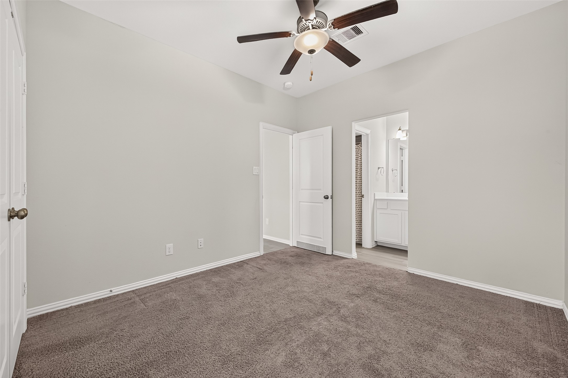 2335 Pumpkin Patch Lane Property Photo 11