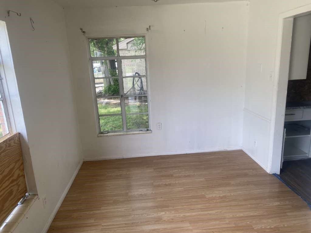 121 E Riverwood Drive Property Photo 10