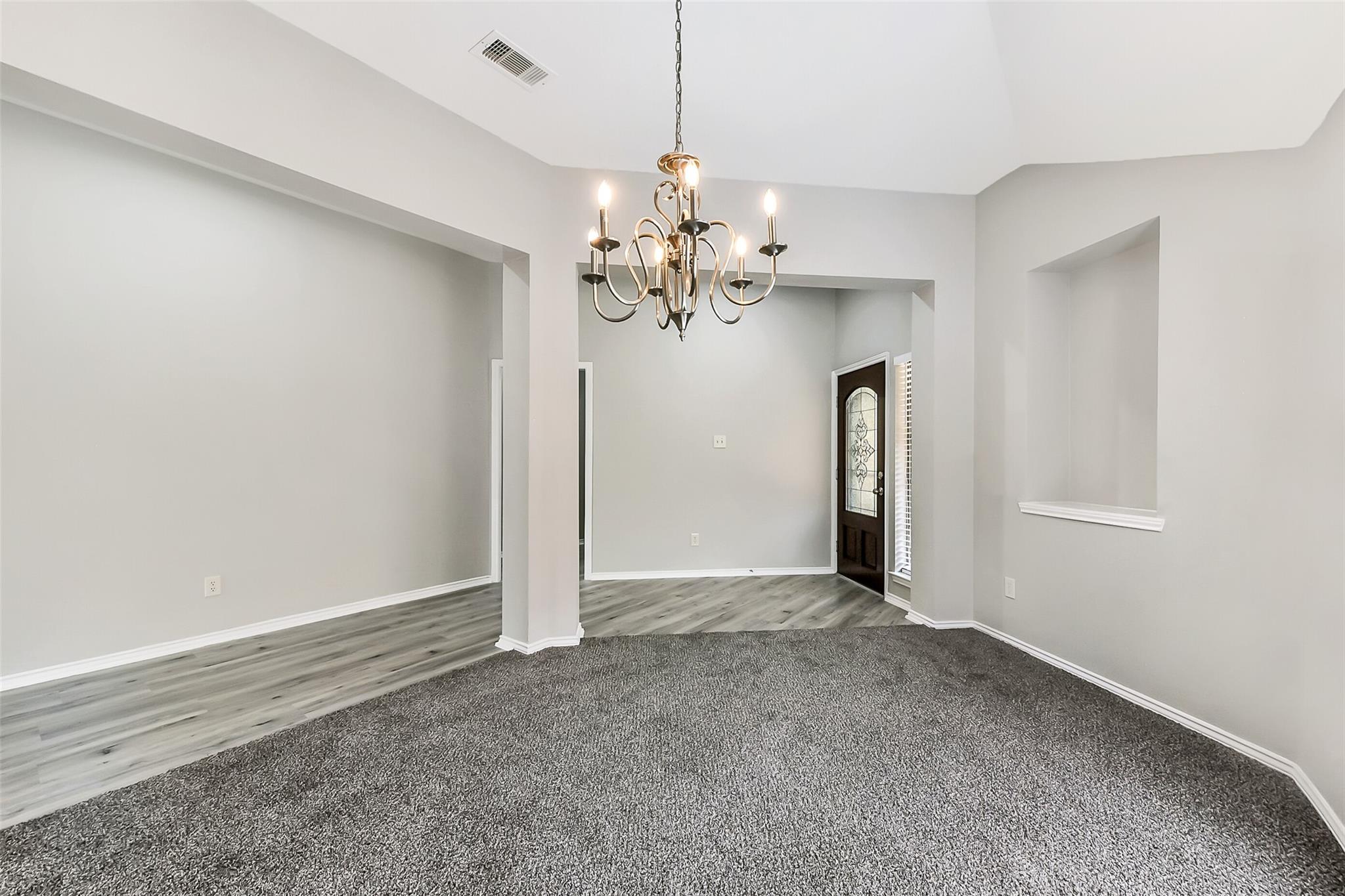 2024 Shore Breeze Drive Property Photo 8