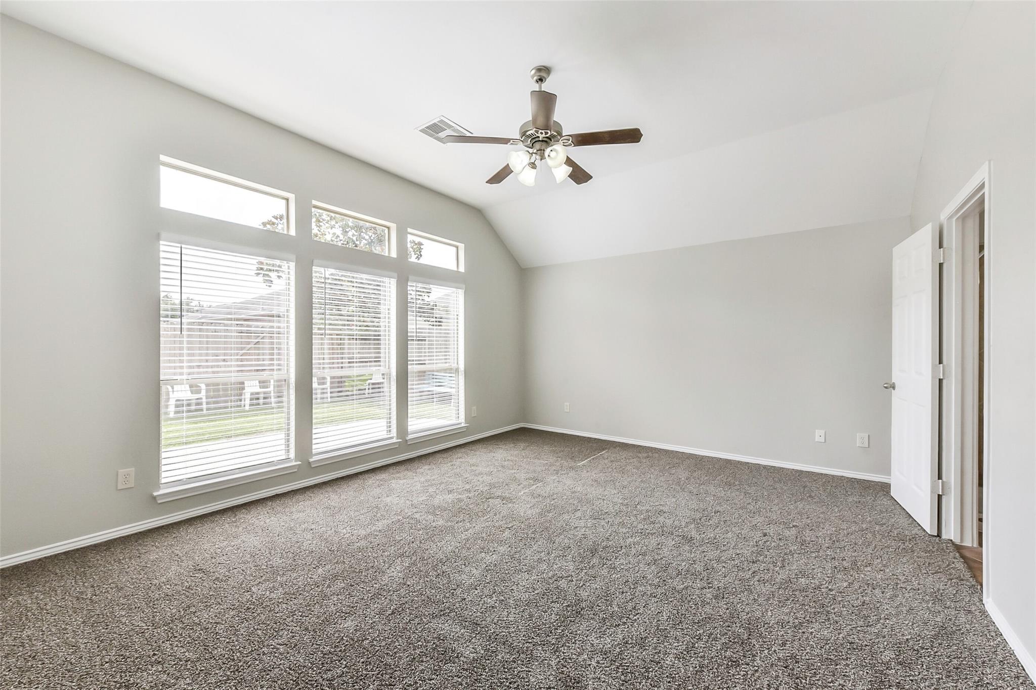 2024 Shore Breeze Drive Property Photo 15
