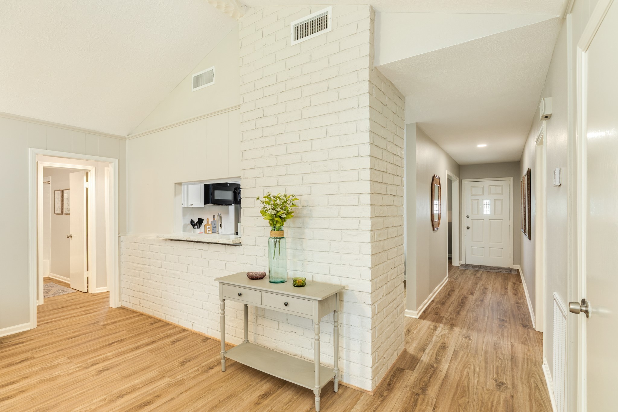 528 Daffodil Street Property Photo 13