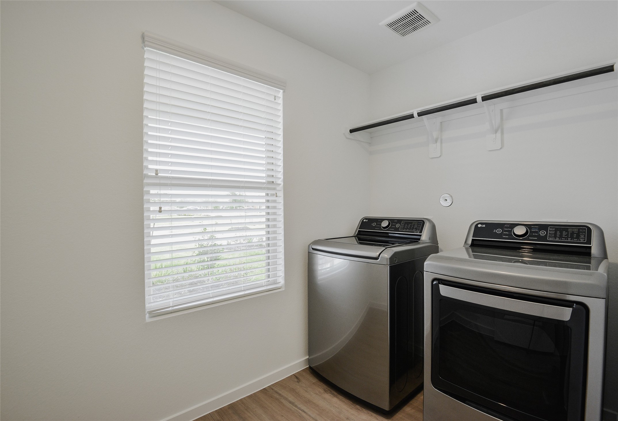 21811 Carpineti Lane Property Photo 7
