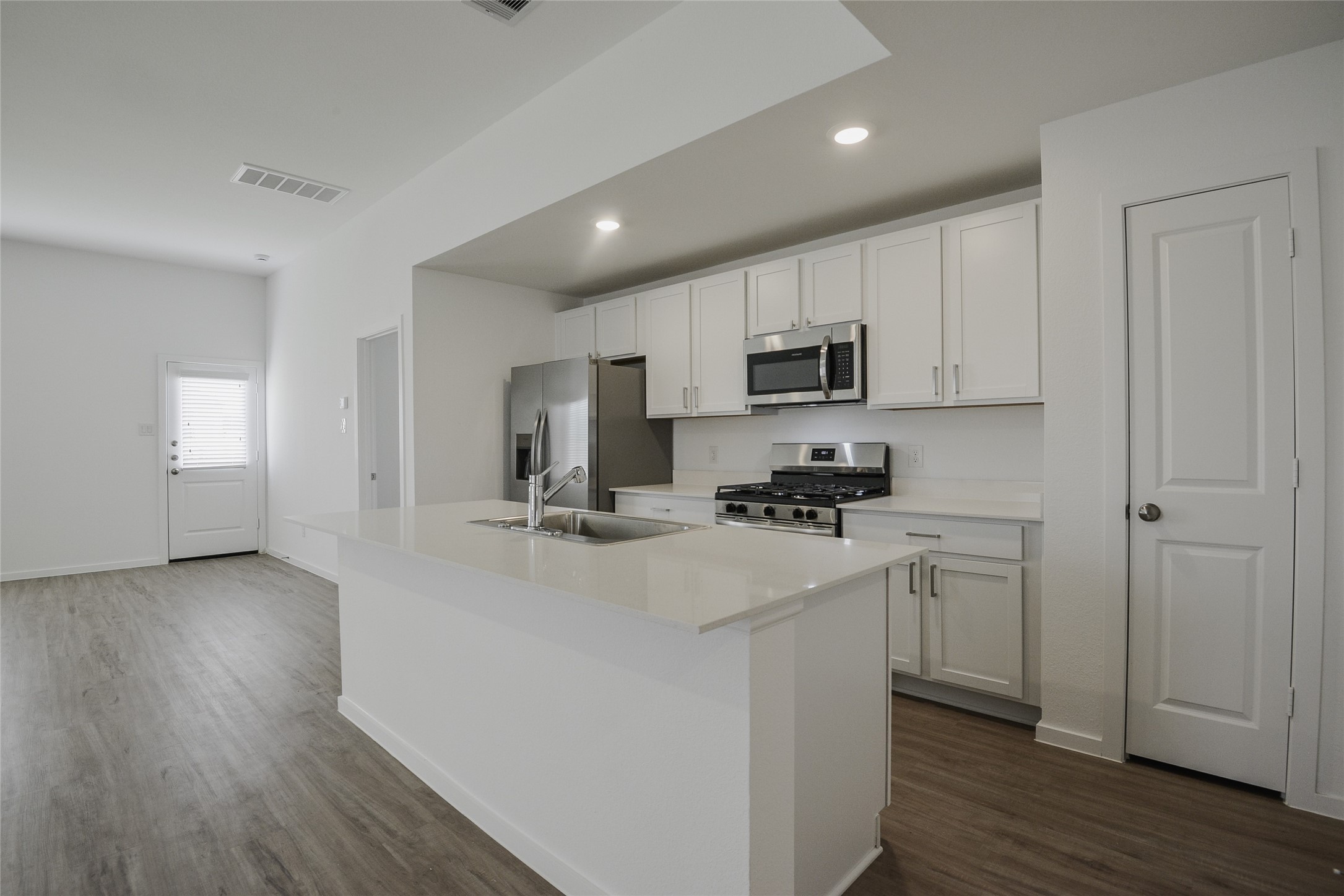 21811 Carpineti Lane Property Photo 12