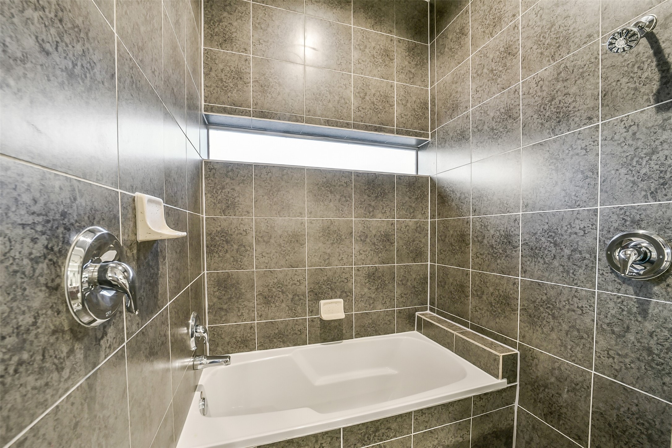 355 Sydnor Street Property Photo 24