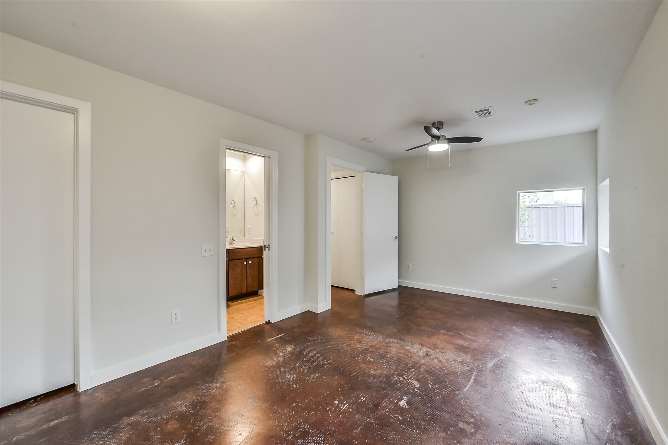 355 Sydnor Street Property Photo 29