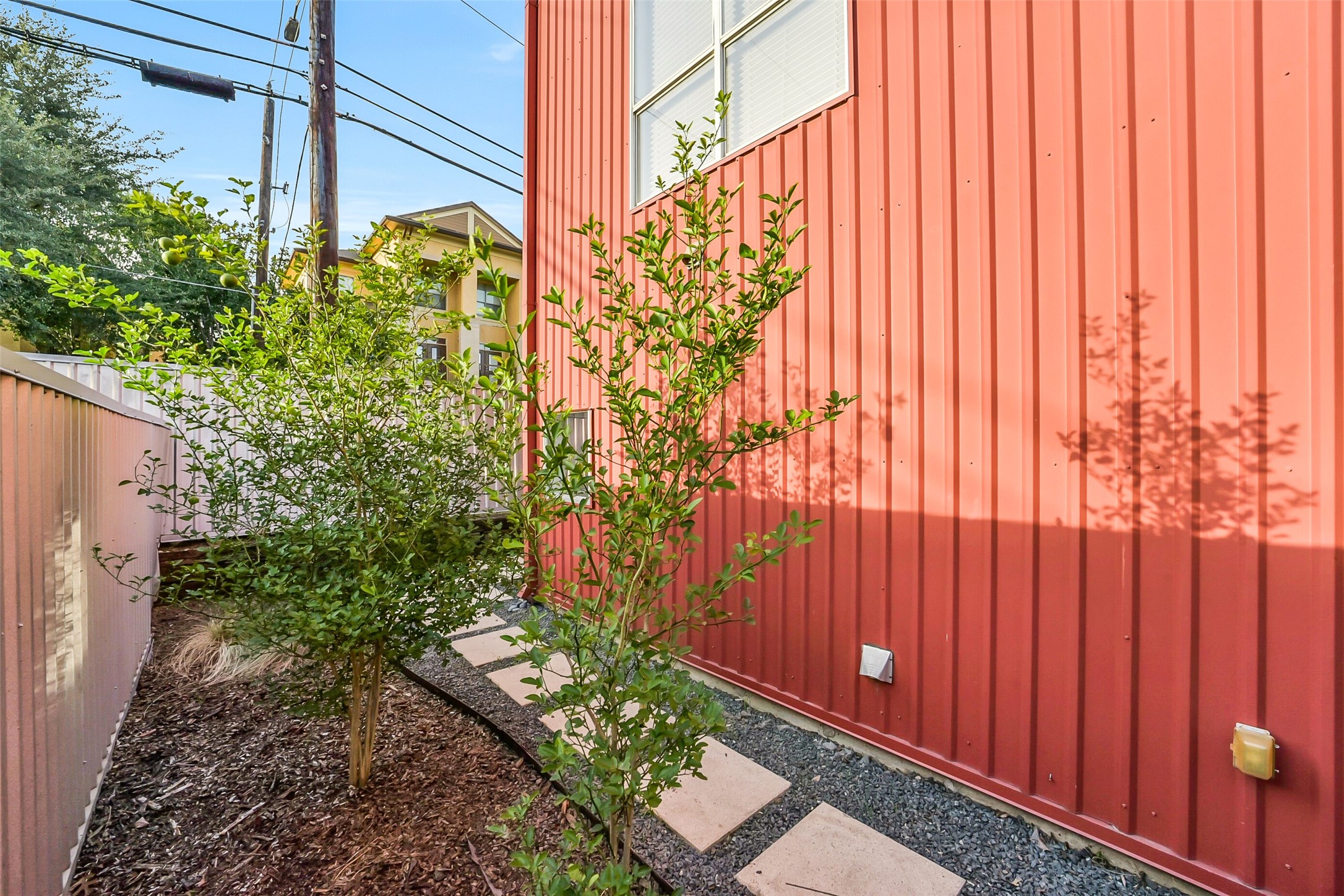 355 Sydnor Street Property Photo 31
