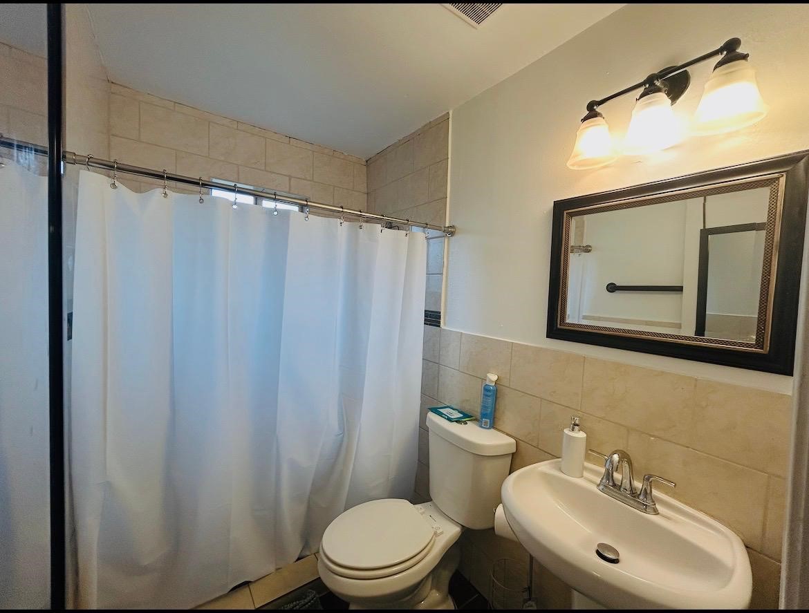 8137 Wetherby Lane Property Photo 6