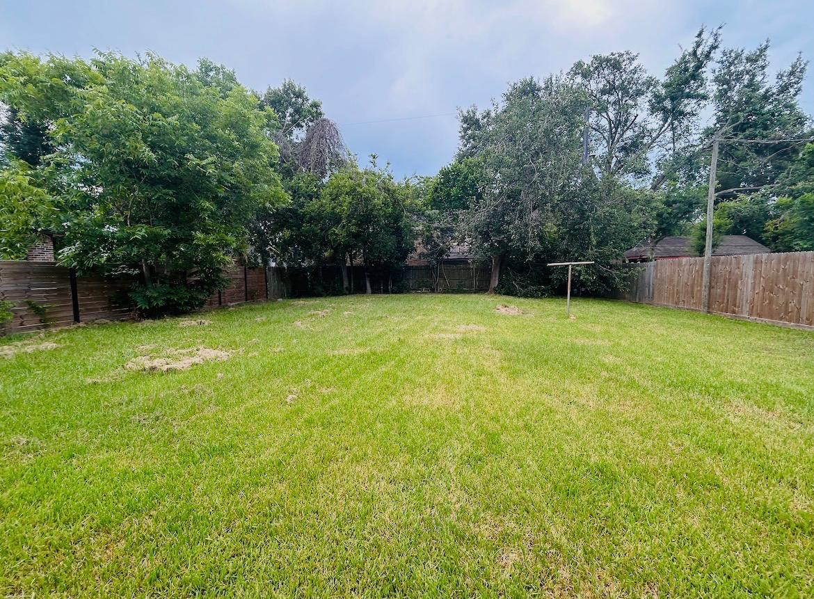 8137 Wetherby Lane Property Photo 11