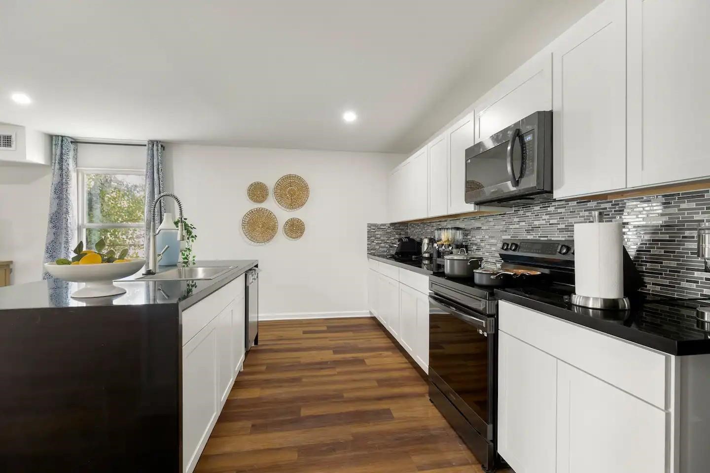 3516 Southmore Boulevard Property Photo 4