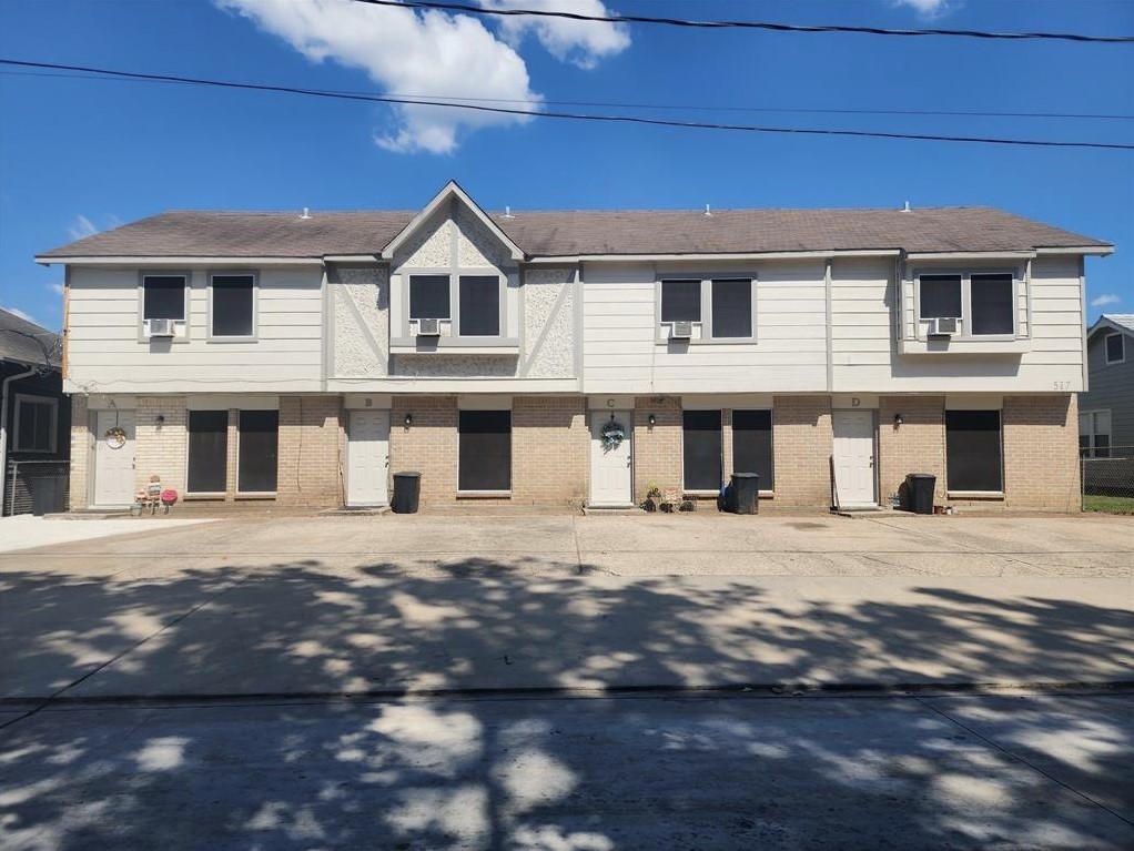 517 5th Street A Property Photo 1