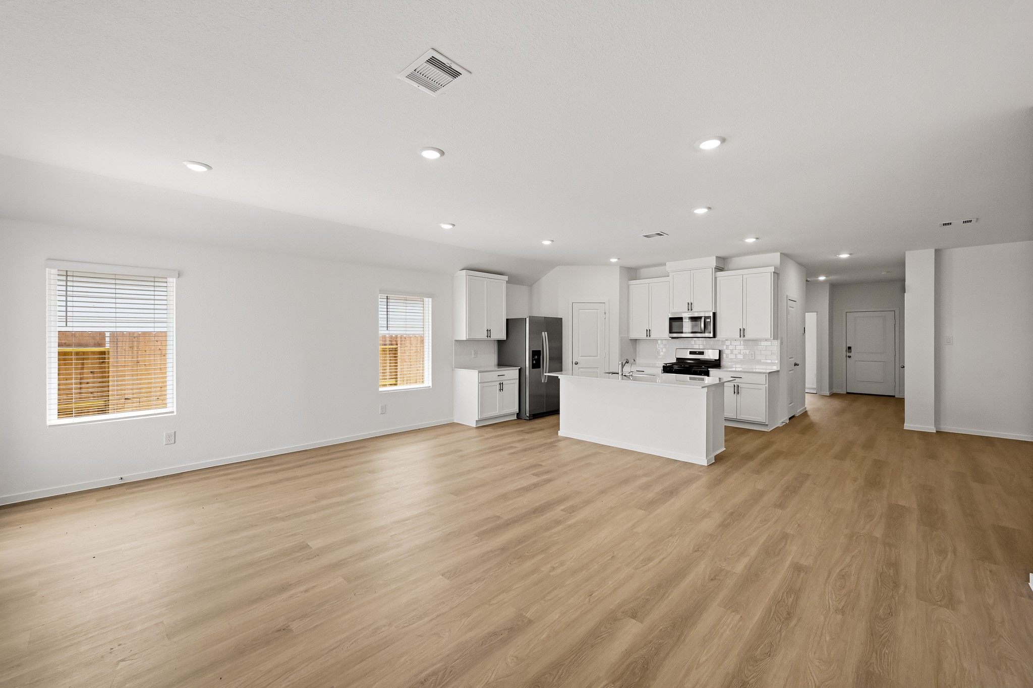 320 Tall Birch Drive Property Photo 3