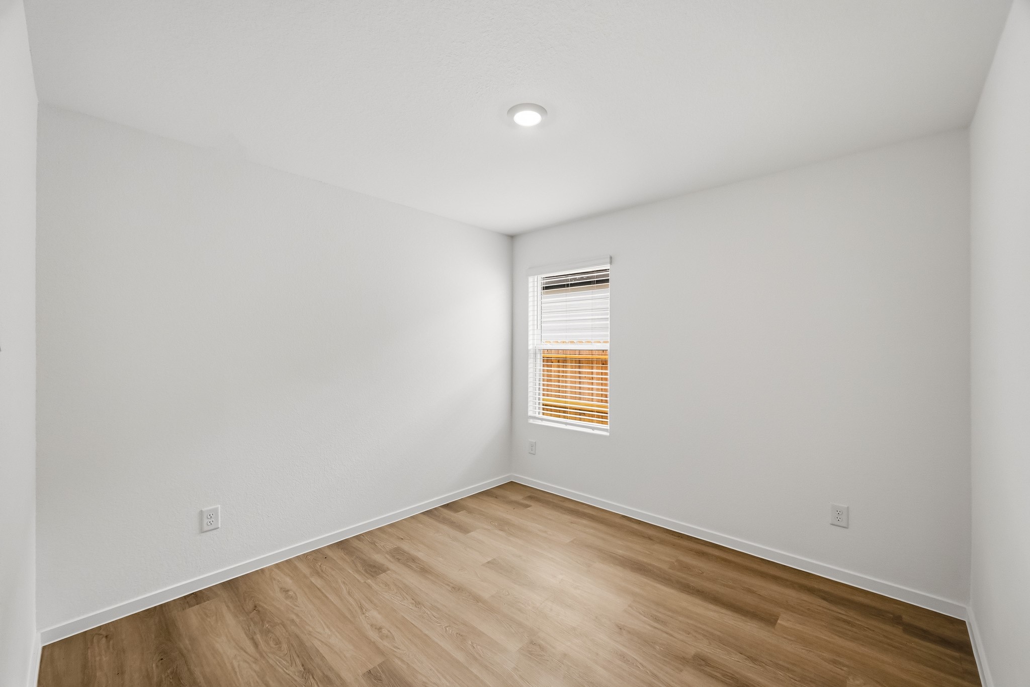 320 Tall Birch Drive Property Photo 10