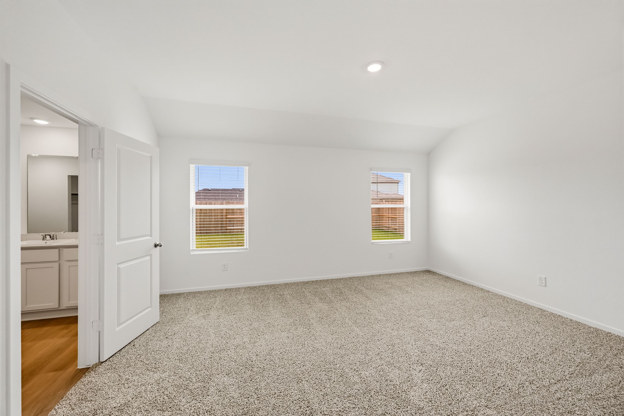 320 Tall Birch Drive Property Photo 11