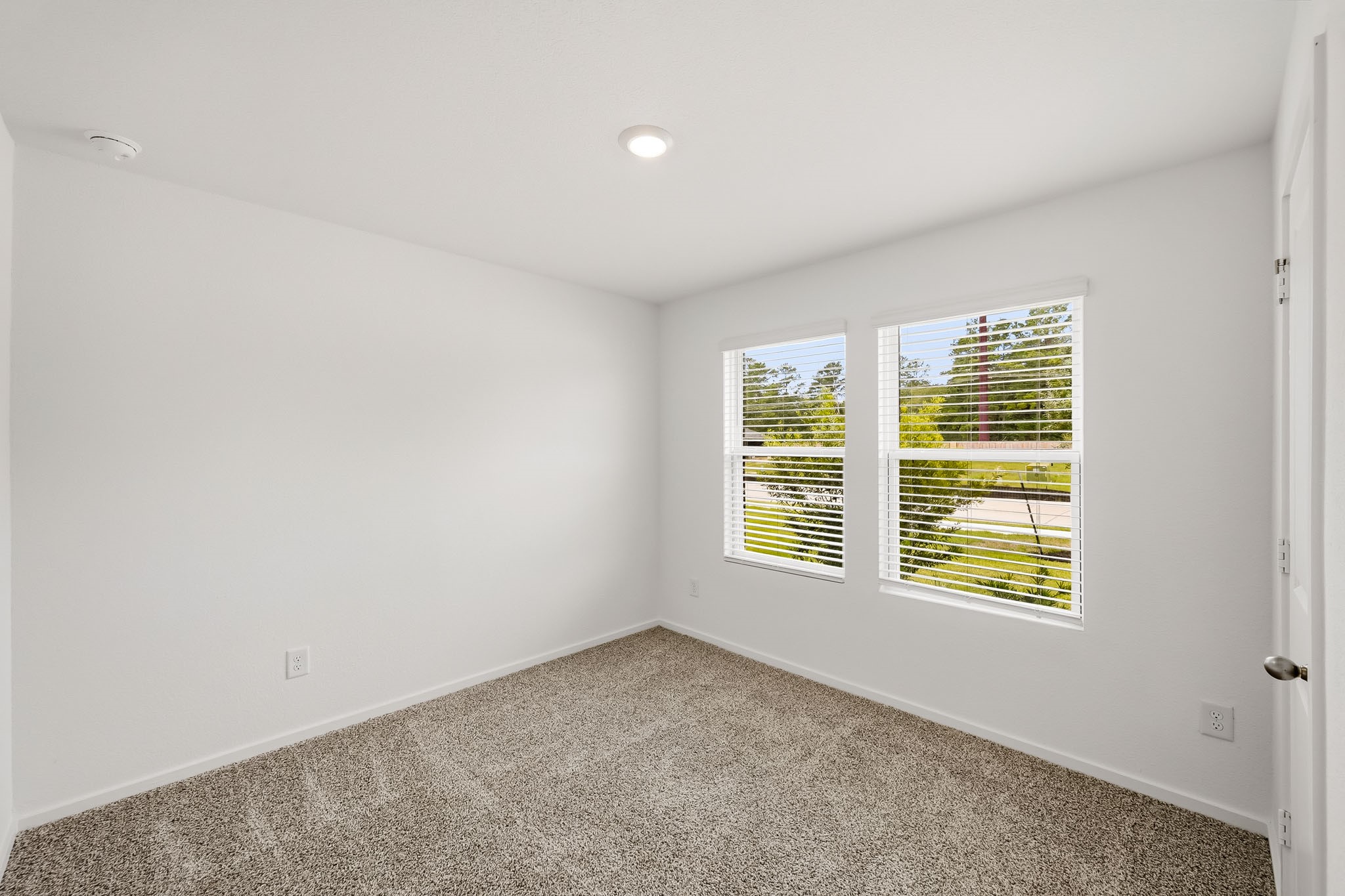 320 Tall Birch Drive Property Photo 17
