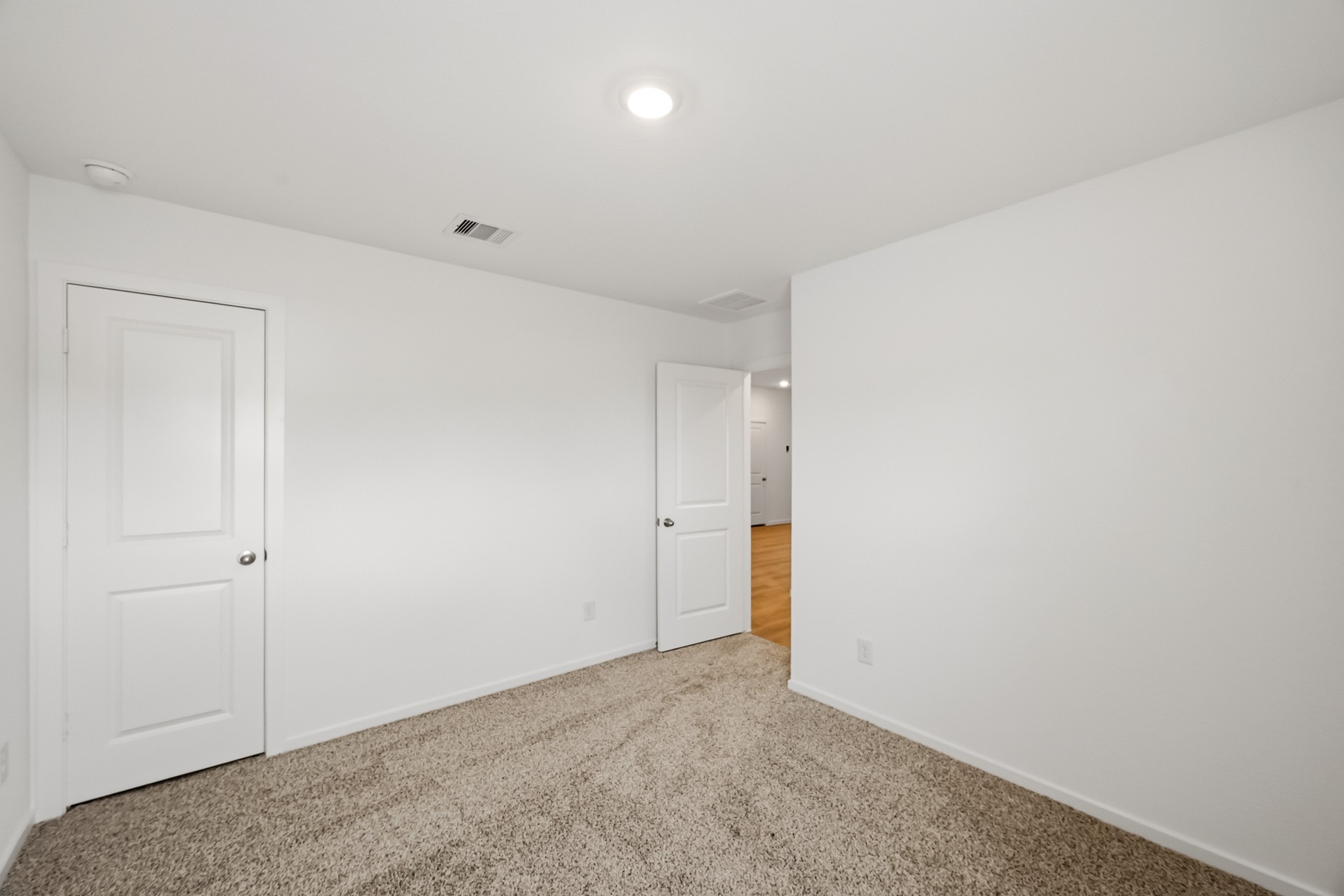320 Tall Birch Drive Property Photo 19