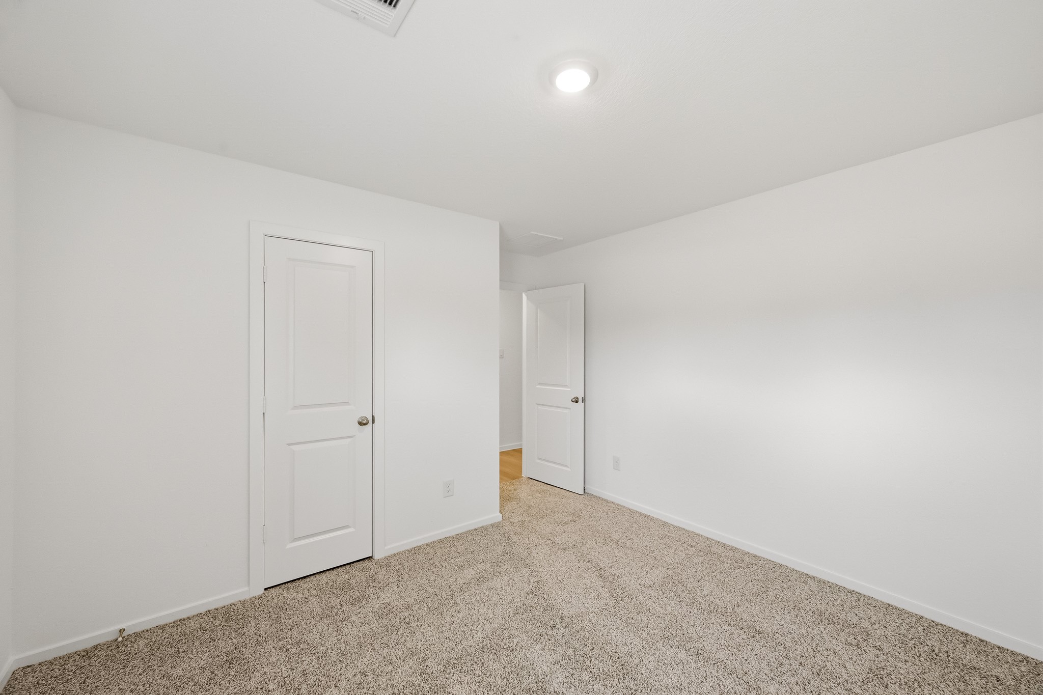 320 Tall Birch Drive Property Photo 21