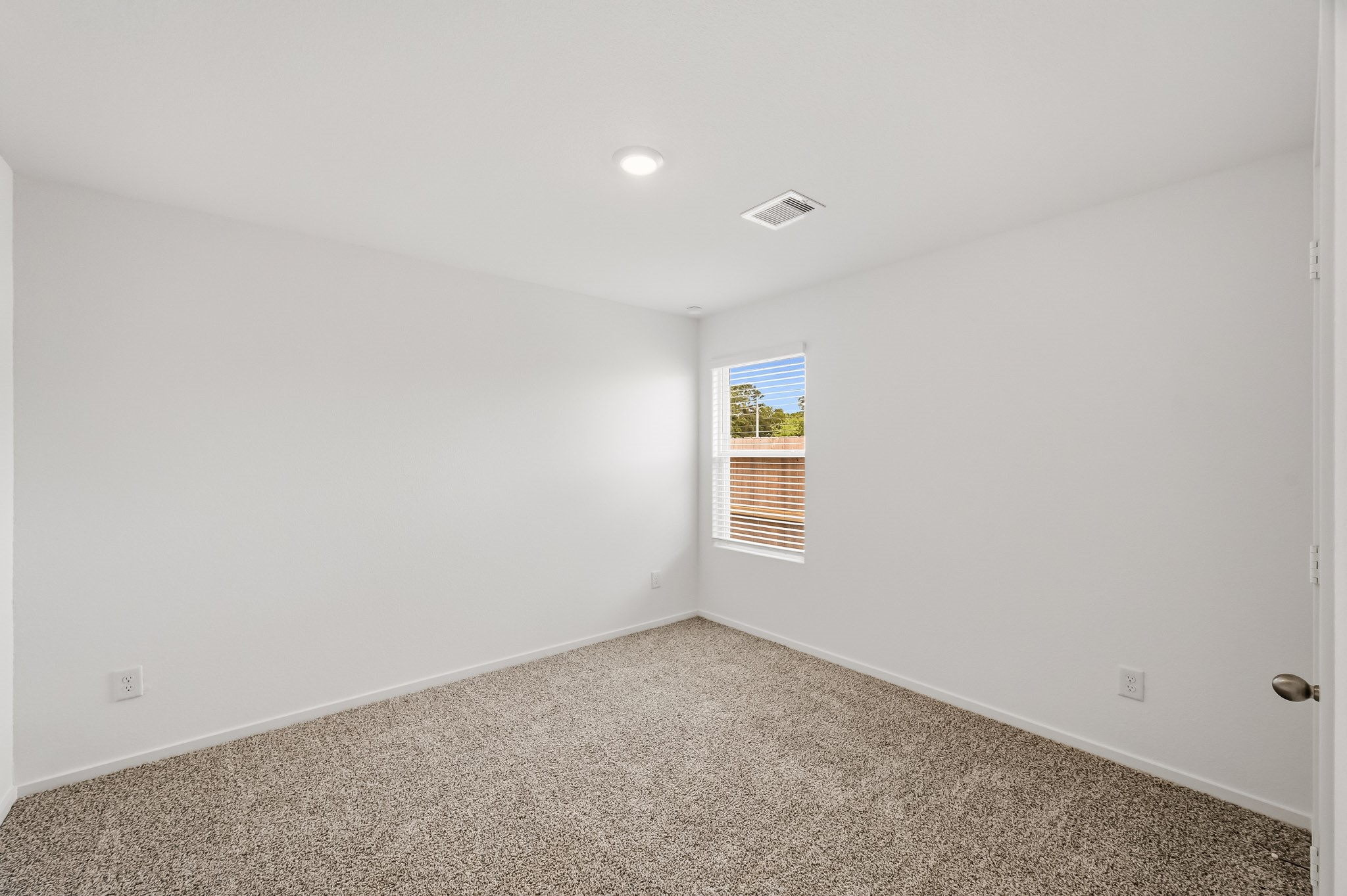 320 Tall Birch Drive Property Photo 22