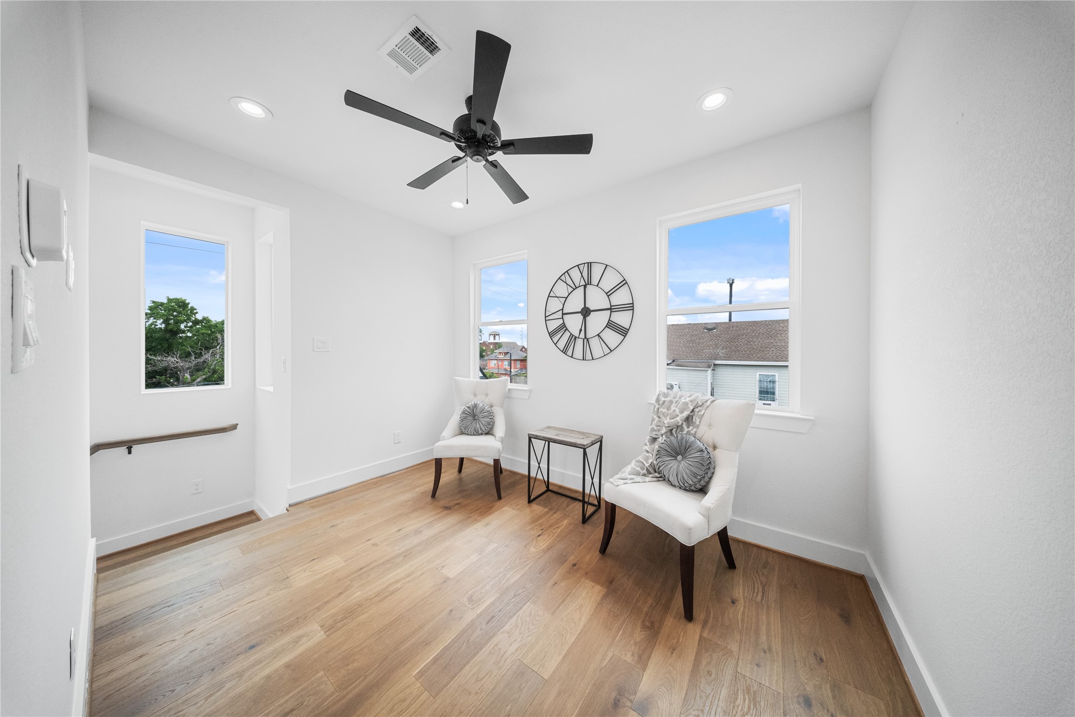 1116 Hogan Street Property Photo 10