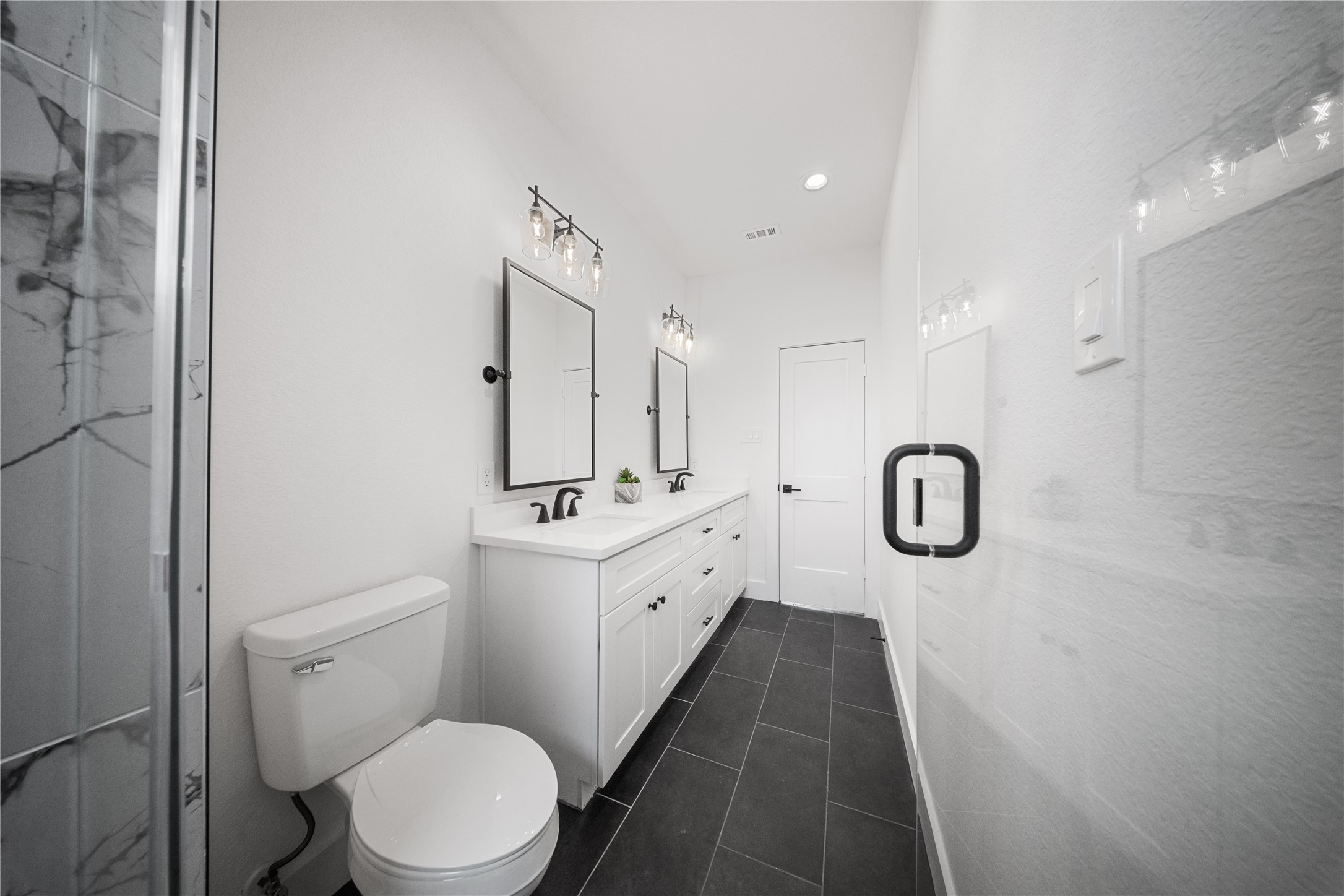 1116 Hogan Street Property Photo 15