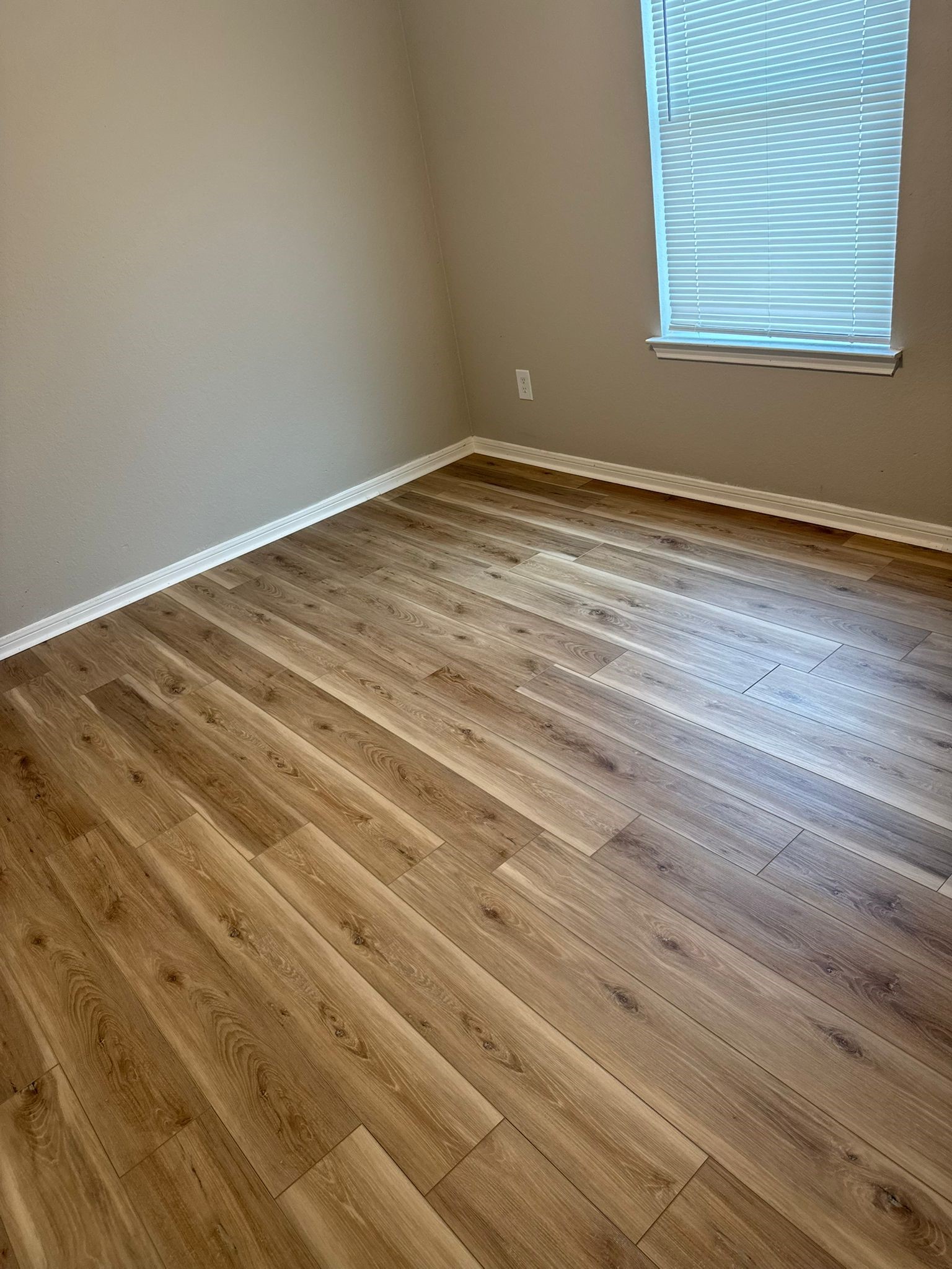 11902 Clifton Oaks Drive Property Photo 15